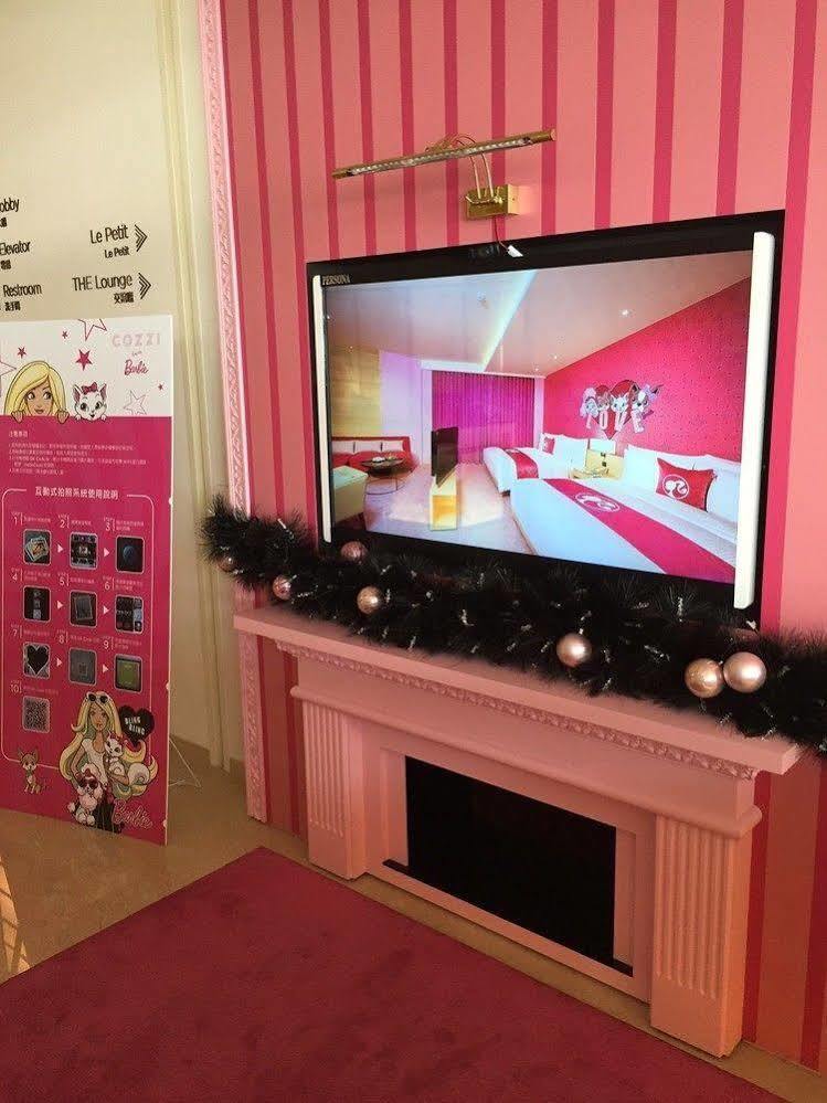 Hotel COZZI Zhongshan Kaohsiung Esterno foto