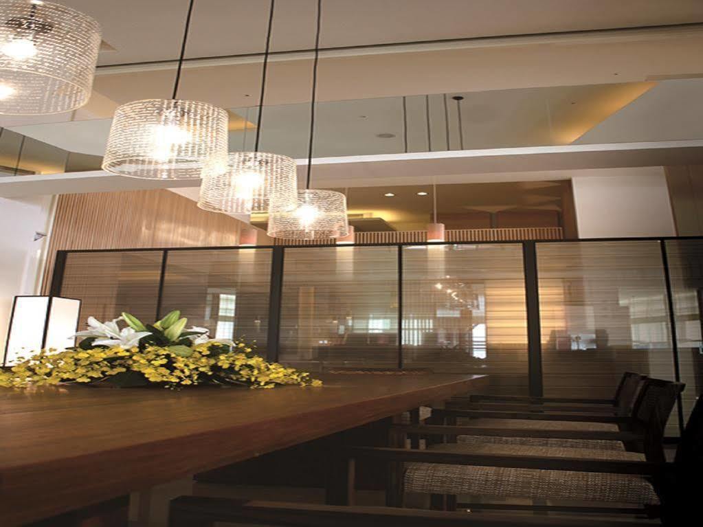 Hotel COZZI Zhongshan Kaohsiung Esterno foto